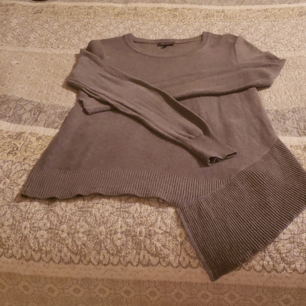 Women's sweater